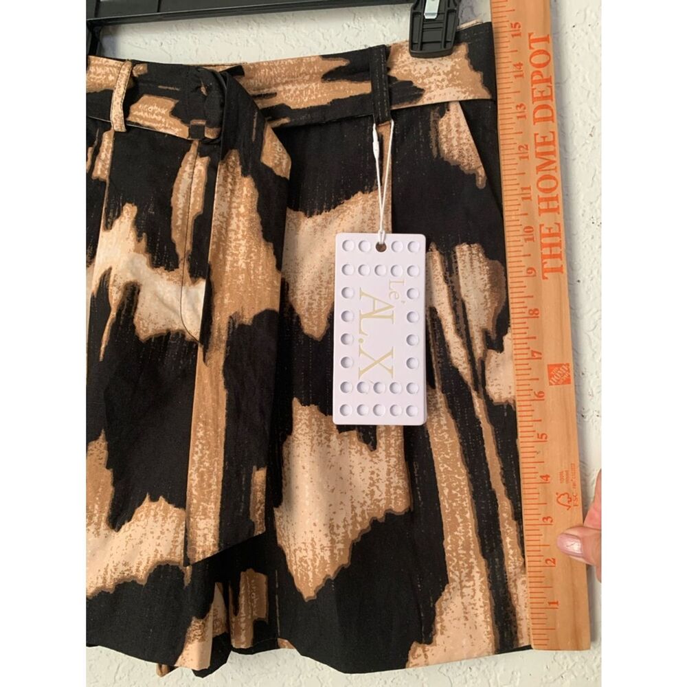 NWT Le’ AL.X Black & Tan Abstract Tie-Waist Shorts Pockets Size 0 - Picture 4 of 11